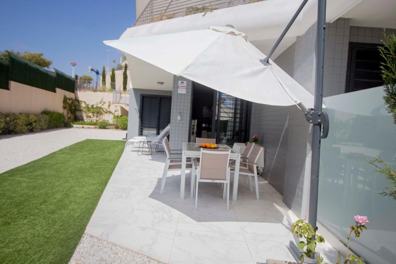 Infinity Luxury Sea View Apartment With Private Garden Arenales del Sol Exterior foto